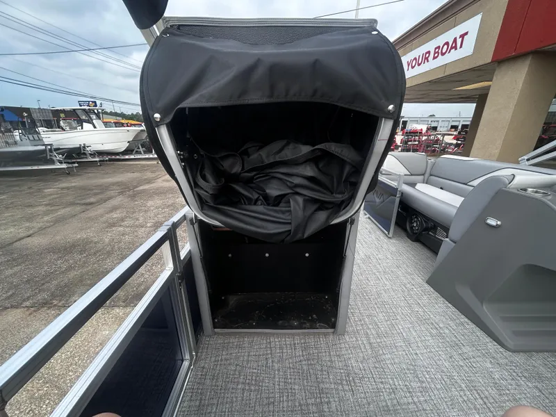 Slide: The Image of Avalon VNT QL21T 2025 - 18