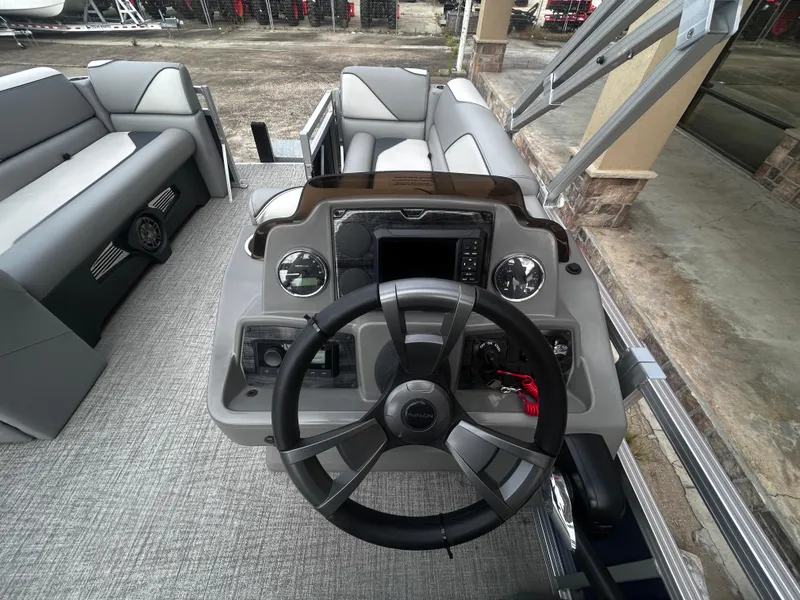 Slide: The Image of Avalon VNT QL21T 2025 - 19