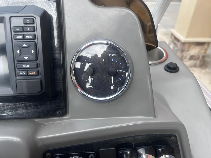 Slide: The Image of Avalon VNT QL21T 2025 - 23