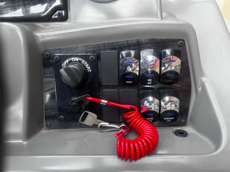 Slide: The Image of Avalon VNT QL21T 2025 - 24