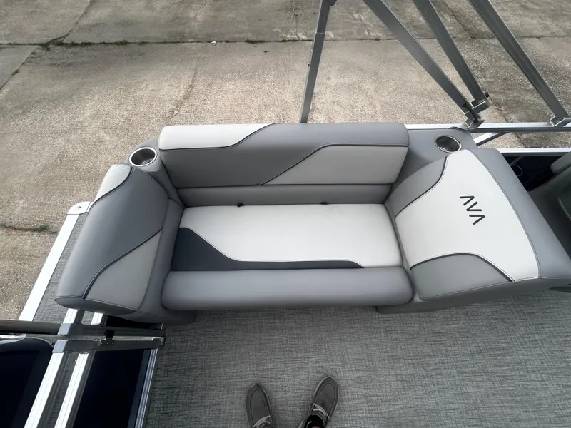 Slide: The Image of Avalon VNT QL21T 2025 - 28