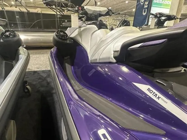 Slide: The Image of Sea-Doo GTI 2025 - 6