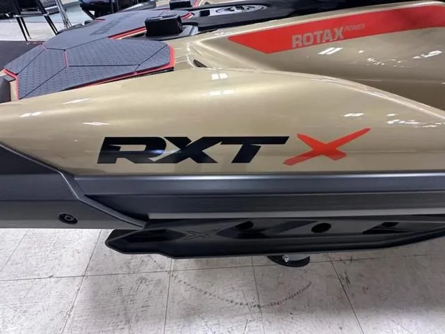 Slide: The Image of Sea-Doo RXT-X 2025 - 21
