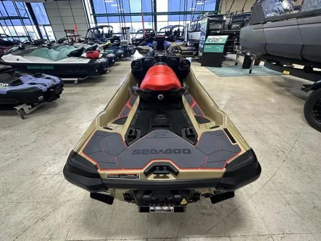 Slide: The Image of Sea-Doo RXT-X 2025 - 7