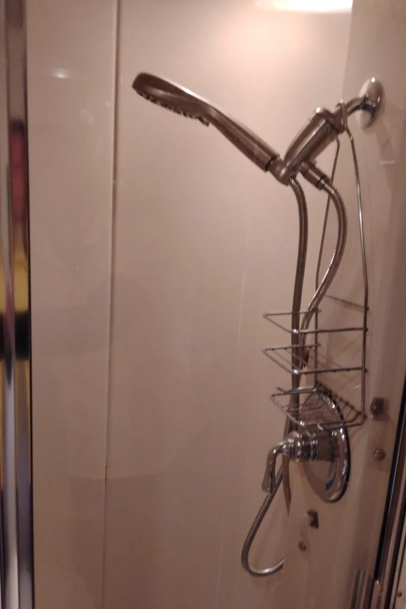 Slide: The Image of Meridian 341 Sedan 2006 - 52