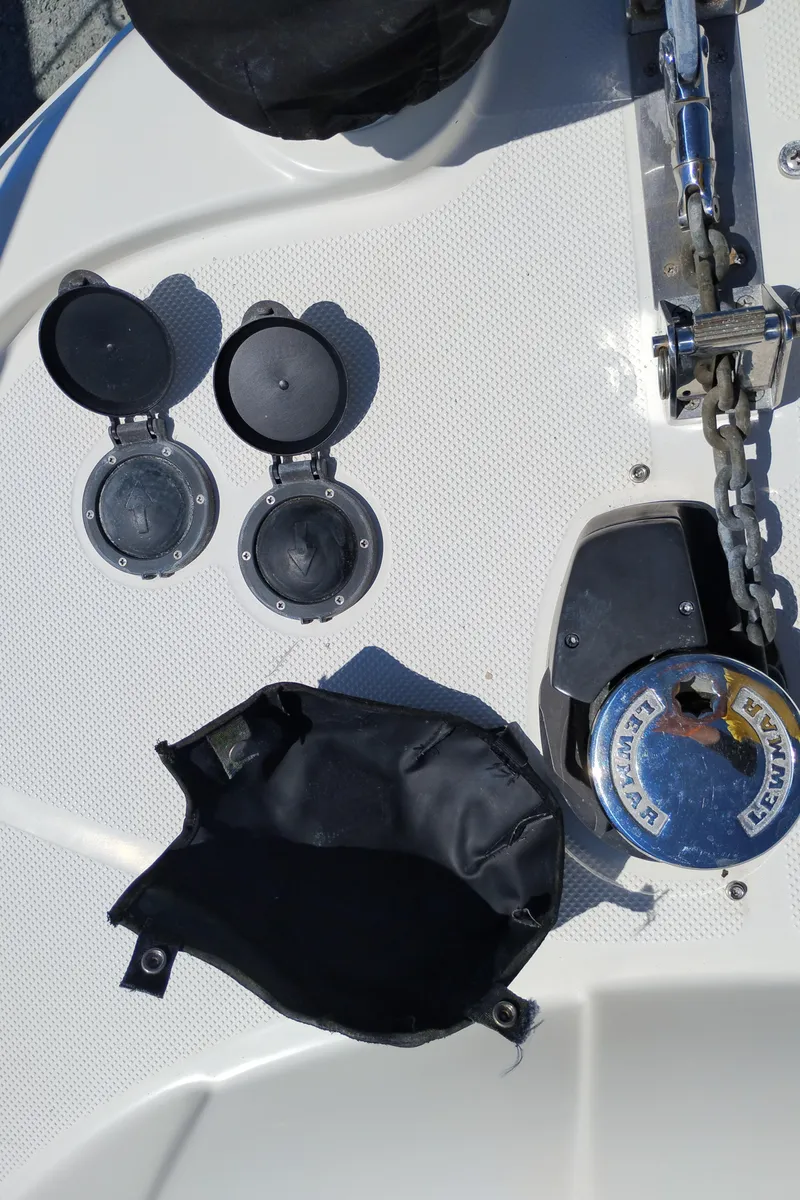 Slide: The Image of Meridian 341 Sedan 2006 - 59