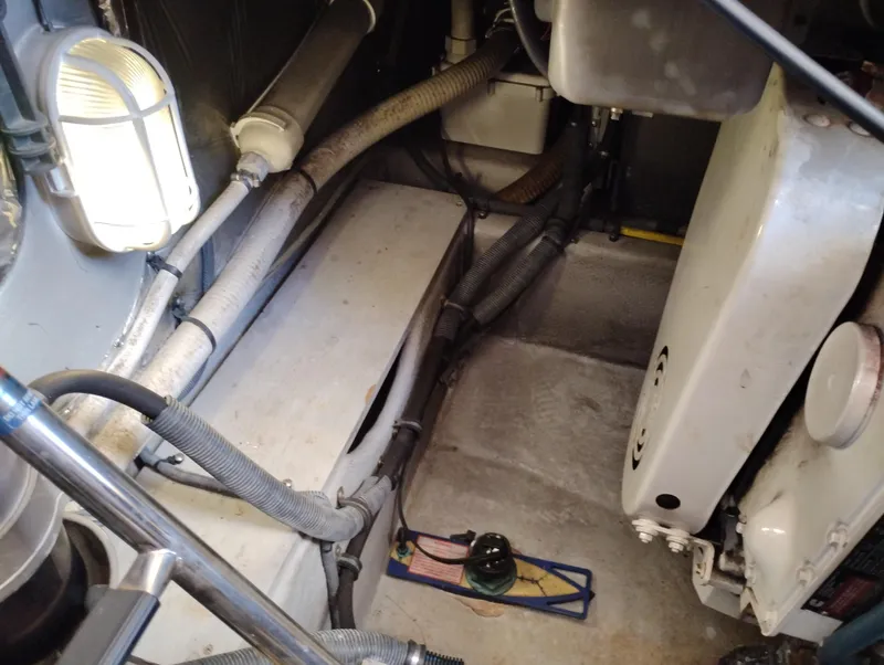 Slide: The Image of Meridian 341 Sedan 2006 - 66