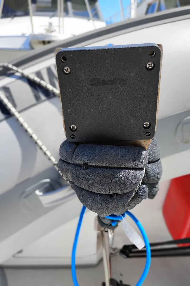 Slide: The Image of Meridian 341 Sedan 2006 - 70