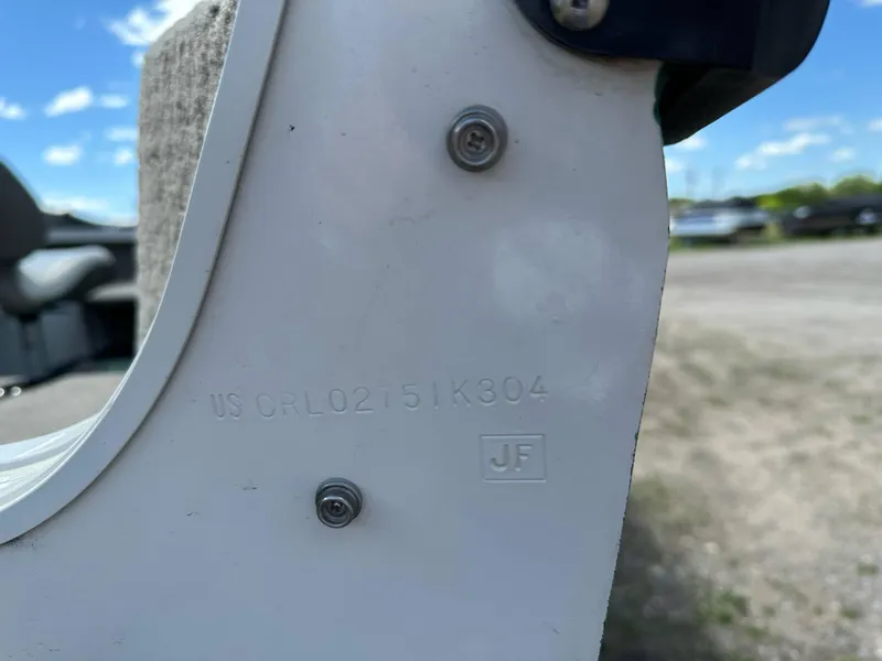 Slide: The Image of Hull identification number on 2004 Crestliner 1750 Fish Hawk SC boat. - 17