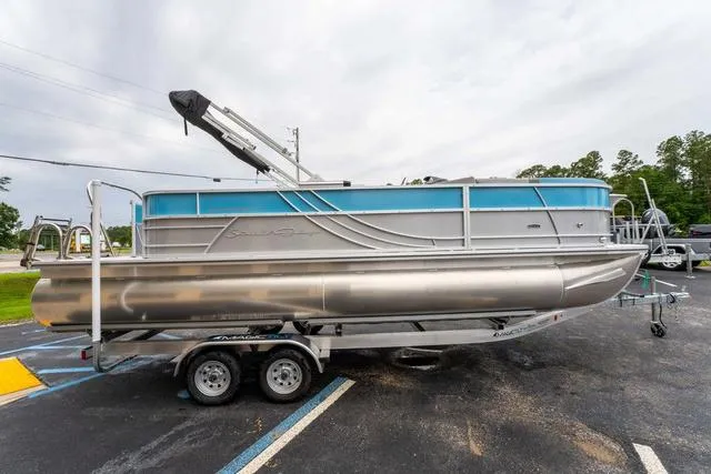 Slide: The Image of South Bay S224CR Cruise 2.75 2025 - 4