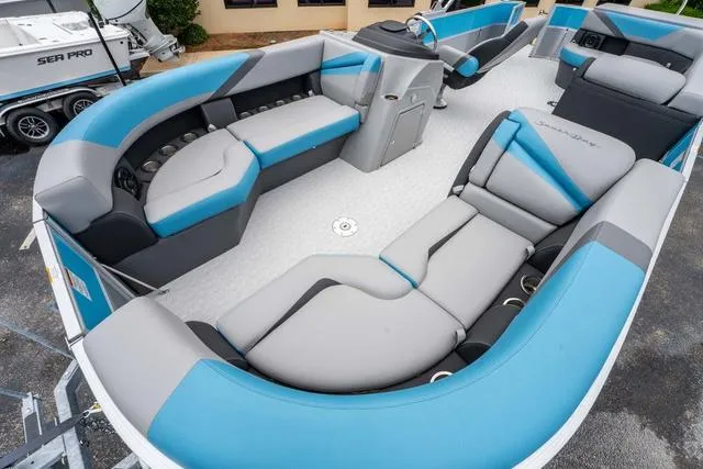 Slide: The Image of South Bay S224CR Cruise 2.75 2025 - 7