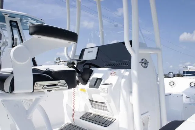 Slide: The Image of Tidewater 198 CC Adventure 2025 - 3