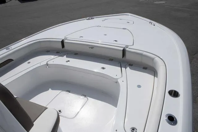 Slide: The Image of Tidewater 2500 Carolina Bay 2025 - 7