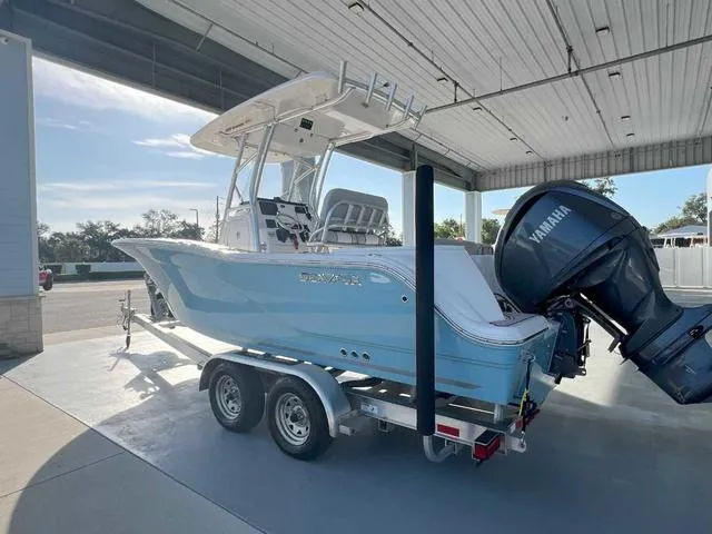 Slide: The Image of Sea Fox Commander 228 2023 - 21