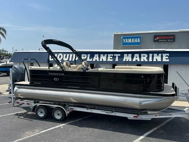 The Image of Veranda Vista View 22RC 2025 - 1