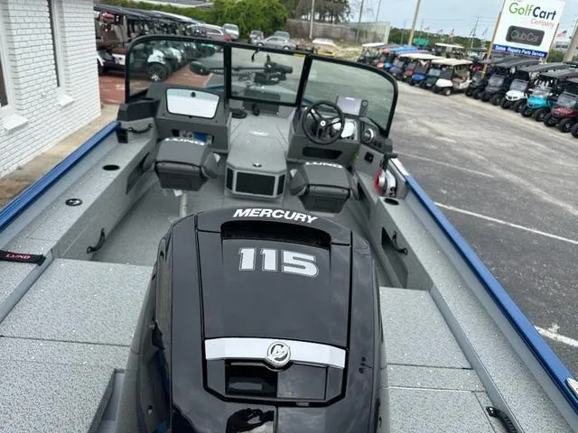 Slide: The Image of Lund 1775 Adventure Sport 2025 - 5