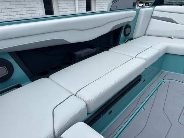 Slide: The Image of Axis Wake Research T Series T235 2025 - 11