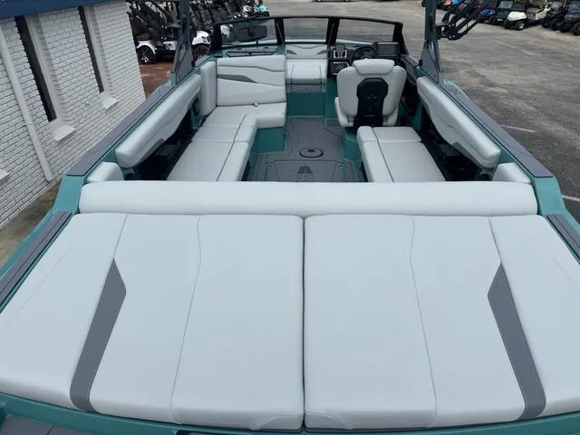 Slide: The Image of Axis Wake Research T Series T235 2025 - 9