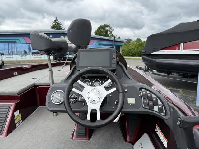 Slide: The Image of Ranger 188 VX 2008 - 4