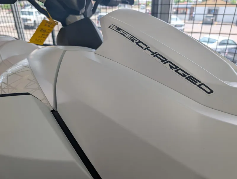 Slide: The Image of Yamaha GP SVHO with Audio 2025 - 11