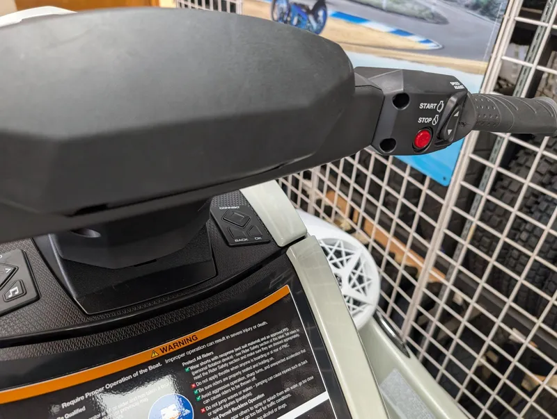 Slide: The Image of Yamaha VX Cruiser HO with Audio 2025 - 10