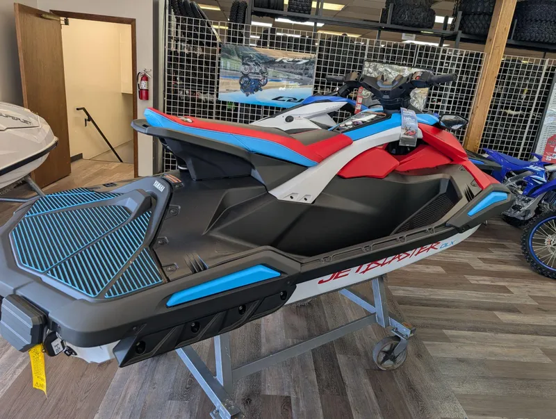 Slide: The Image of Yamaha Jetblaster DLX 3-Up 2025 - 12