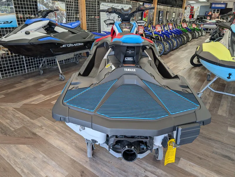 Slide: The Image of Yamaha Jetblaster DLX 3-Up 2025 - 7