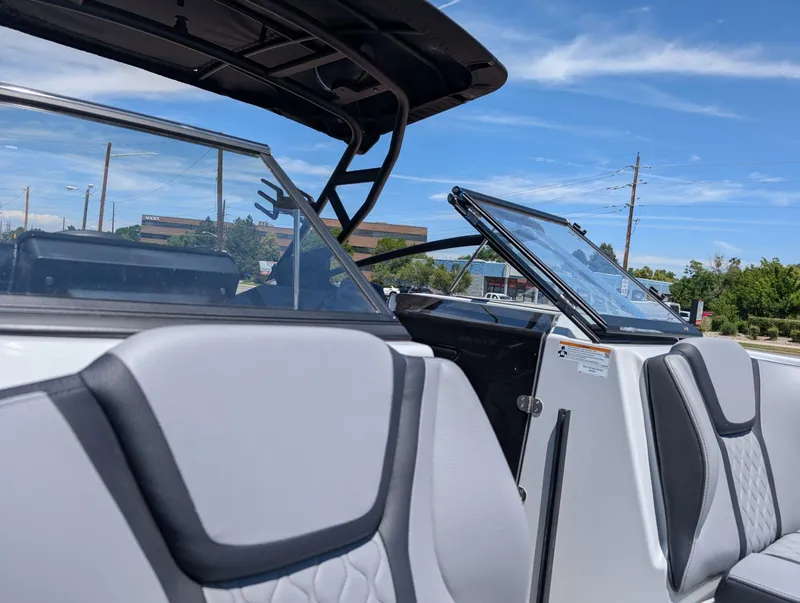 Slide: The Image of Yamaha 255XD 2025 - 13