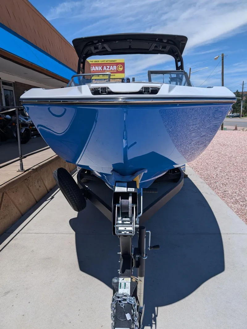 Slide: The Image of Yamaha 255XD 2025 - 5