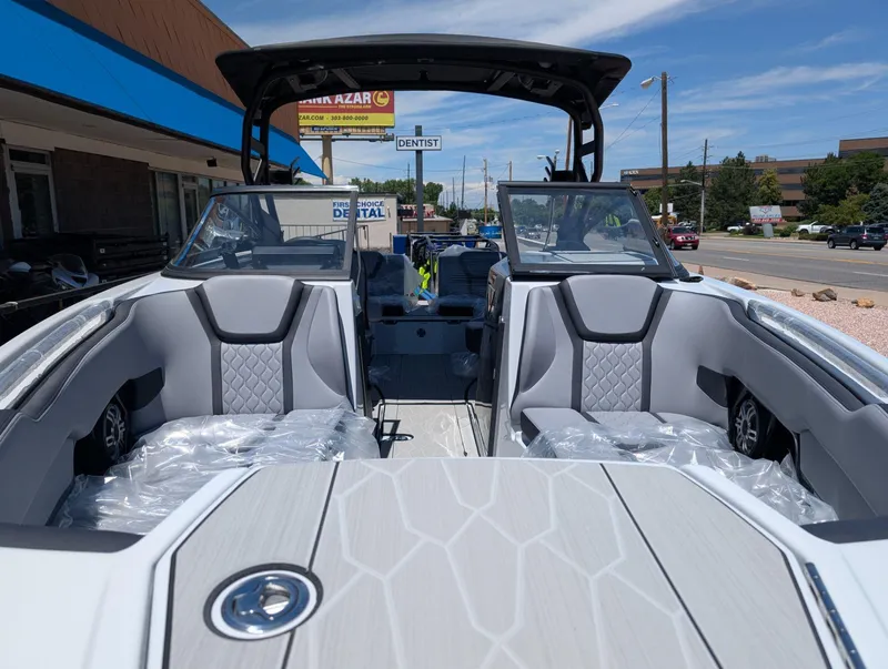 Slide: The Image of Yamaha 255XD 2025 - 7