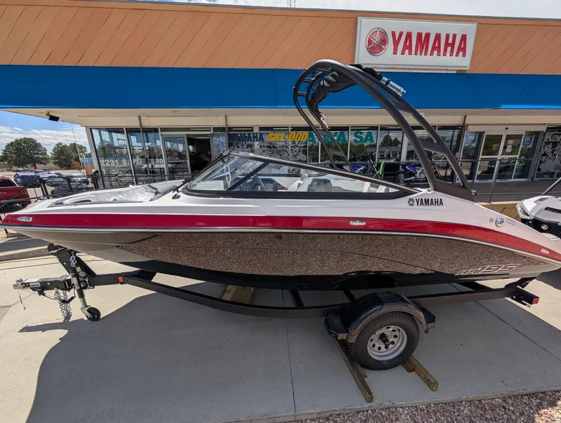 Slide: The Image of Yamaha AR195 2025 - 22