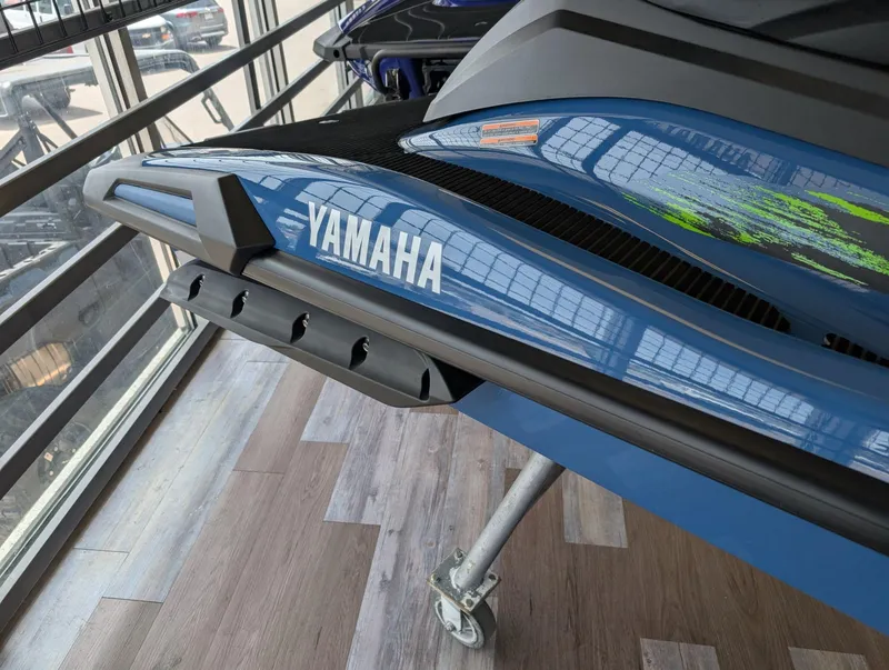 Slide: The Image of Yamaha VX Cruiser HO with Audio 2025 - 4