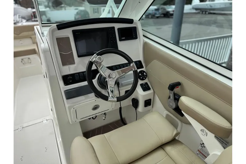 Slide: The Image of Sailfish 245 DC 2019 - 7