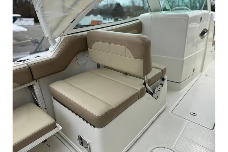 Slide: The Image of Sailfish 245 DC 2019 - 9