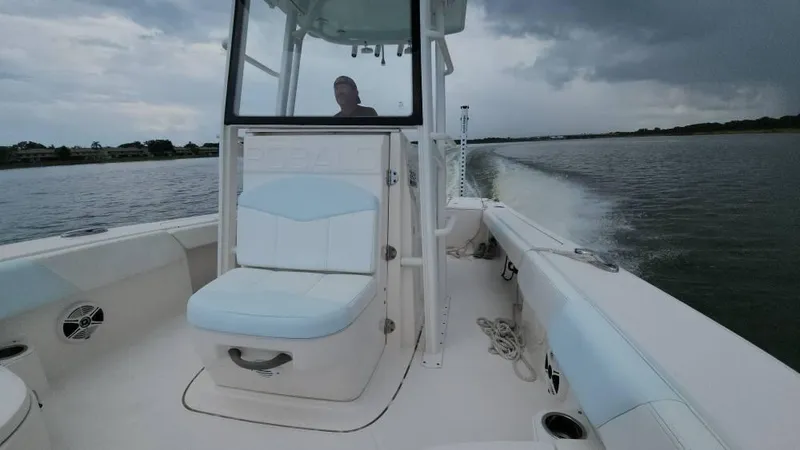 Slide: The Image of Robalo 246 Cayman 2020 - 62