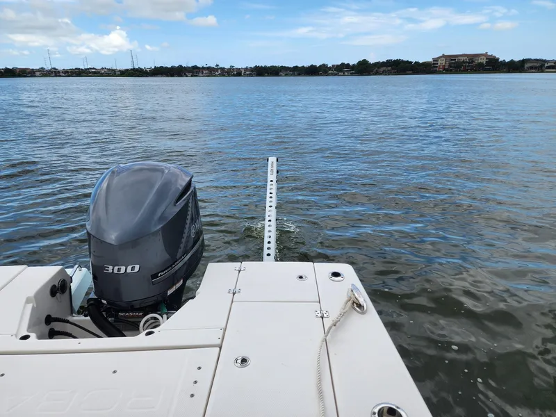 Slide: The Image of Robalo 246 Cayman 2020 - 77