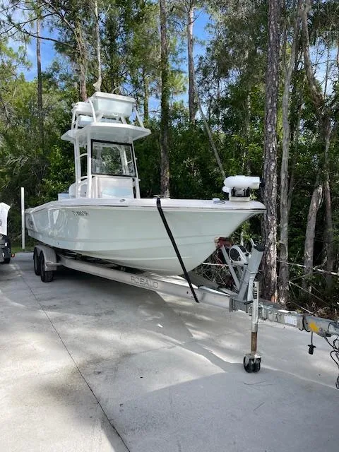 Slide: The Image of Robalo 246 Cayman 2020 - 86
