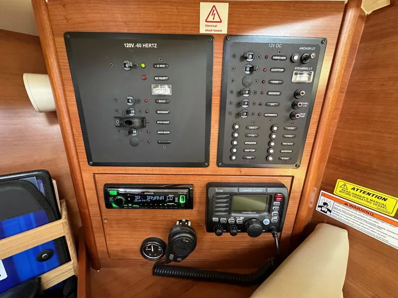 Slide: The Image of Hunter 33 2013 - 50