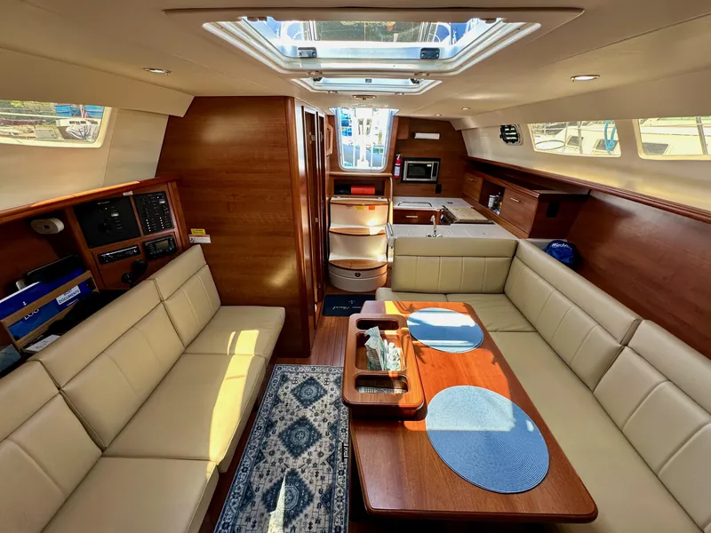 Slide: The Image of Hunter 33 2013 - 59