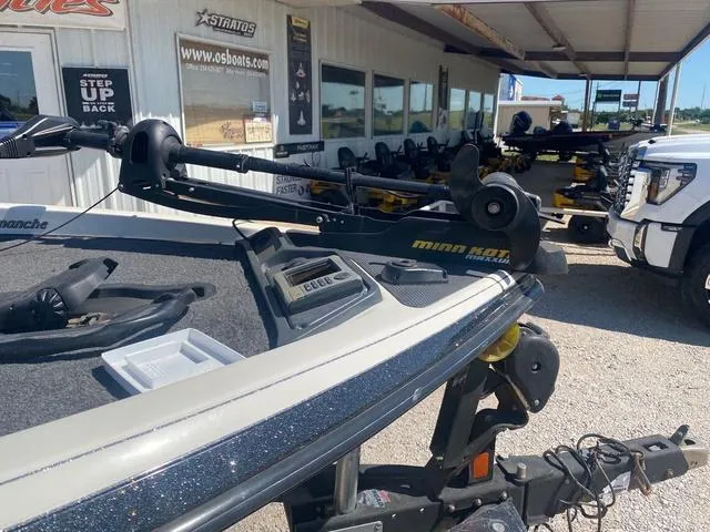 Slide: The Image of Ranger 208 VX 2009 - 4