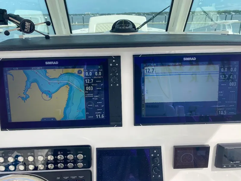 Slide: The Image of Caymas 341 CC 2021 - 13