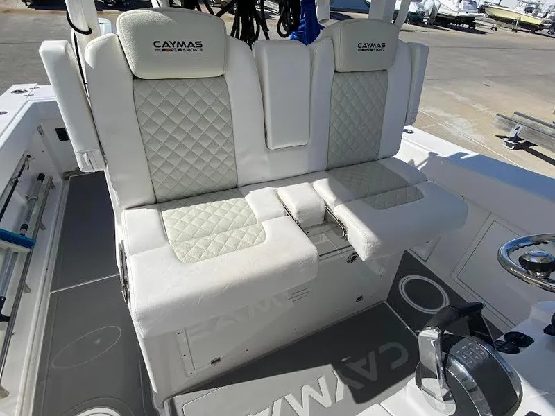 Slide: The Image of Caymas 341 CC 2021 - 22