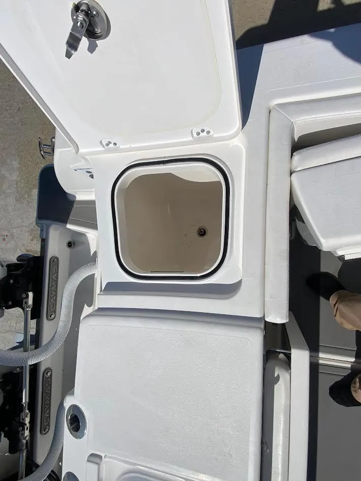 Slide: The Image of Caymas 341 CC 2021 - 24