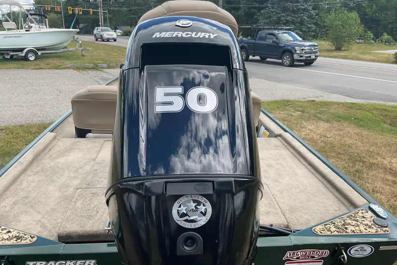 Slide: The Image of 2025 Tracker BT CLASSIC SE boat with Mercury 50 engine on trailer. - 11