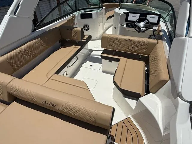 Slide: The Image of Sea Ray SDX 250 Outboard 2025 - 8