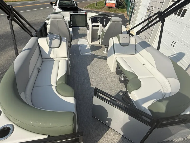 Slide: The Image of 2025 Avalon 2385 LSZ Quad Lounger interior, featuring spacious seating and modern design. - 10