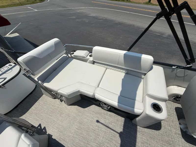 Slide: The Image of 2025 Avalon 2385 Catalina Quad Lounger with plush seating and modern design on a sunny day. - 26