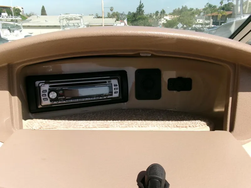 Slide: The Image of Dashboard of a 2007 Chaparral 210 SSi boat with stereo system. - 17