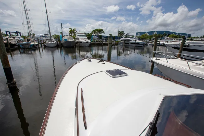 Slide: The Image of Bow view of 2003 San Juan SJ 38 yacht docked in a marina. - 18