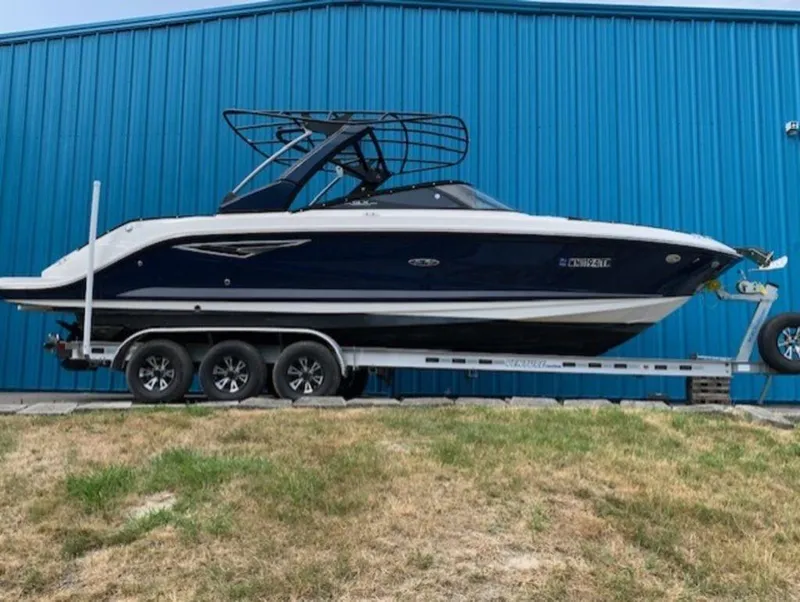 The Image of Sea Ray SLX 280 2017 - 1